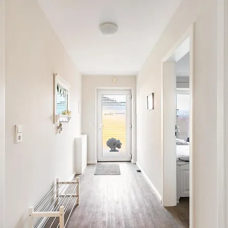 Solarferienhaus Wolkenlos Apartment Breklum